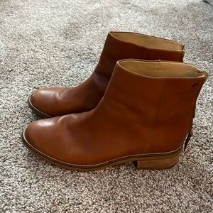 Sperry Topsider Leather Chelsea Boot